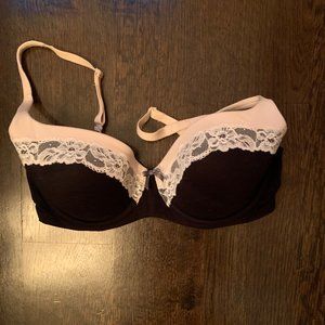 Victoria Secret 34DD Bra